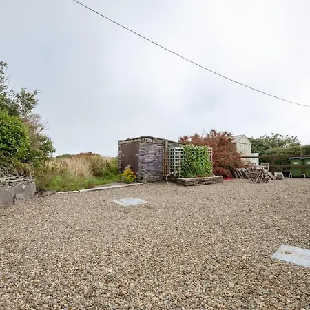 Blue Sky Cottage, Doolin * Carrowauff