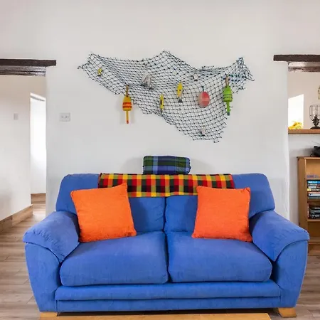 بيت للعطل Blue Sky Cottage, Doolin *